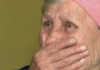 Sin i zaručnica izbacili staru nemoćnu majku na ulicu po zimi! Bila gladna, spavala na klupi.. Prije nego što je preminula, uspjela je učiniti nešto zbog čega su se kajali do kraja života