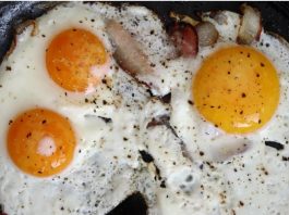 U jaja za doručak uvek dodajte i ovu namirnicu: Probava radi kao sat i salo se brzo topi