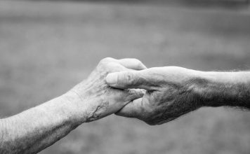 Ima 107 godina i poručuje svim ženama: „Za dug, srećan i ispunjen život, bežite od ove dve stvari“