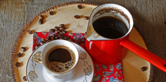 Kafa se nikada ne dodajte u kipuću vodu: Cijeli život radimo pogrešno, evo u čemu je caka