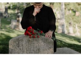 EVO KADA SE NI ZA ŽIVU GLAVU NE IDE NA GROBLJE: Veruje se da je MNOGO OPASNO i da ćete navući veliku NESREĆU