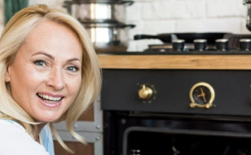 Napravila domaći sprej za čišćenje rerne: “Više nikada neću kupiti hemiju!”