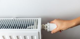 Zašto vam je polovina radijatora hladna? Uradite jednu stvar i ponovo će opet grejati kao lud