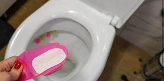 Sipajte u WC šolju, skinite žute mrlje, zablistaće i MIRISATI KAO NIKADA