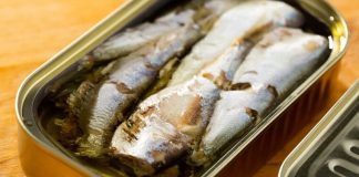 4 vrste najzdravije ribe: Najjeftinija je, snižava loš holesterol, čuva srce i puna je omega-3 masnih kiselina