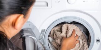 Posivjeli veš postaće bijel kao snijeg već nakon prvog pranja: SAMO STAVITE 1 STVARČICU U VEŠ MAŠINU