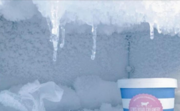 Ako vam se u zamrzivaču skuplja led, samo ubacite 0vu namirnicu i problem će biti riješen