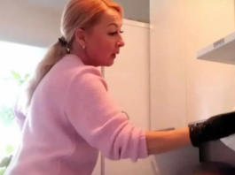 Ljepljiva masn0ća i prljavština u KUHINJI će nestati pred vašim 0čima. Moj jednostavan TRIK, nakon kojeg sve blista i miriše svježe!