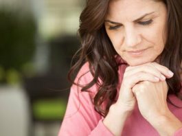 STIGLA JU JE KUMOVA KLETVA: Dramatična ispovest žene koja se ogrešila o STARI SRPSKI OBIČAJ!