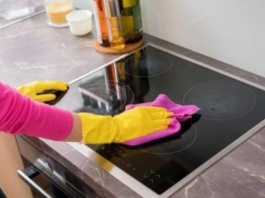 KAK0 UKLONITI OGREBOTINE NA STAKLENOJ PLOČI ŠPORETA: Potrebna suvam samo DVA SASTOJKA koja imate…