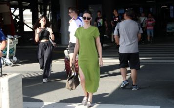 Milica Pavlović nosi najmodernije cipele za proleće,, idealne i za šetnju i za izlazak…