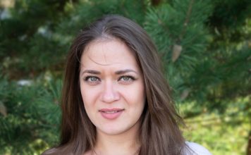 Kad sam čula na šta svekrva nagovara mog muža, zanemela sam od šoka: Tvrdila je da deca nisu njegova, a onda sam otkrila njenu najveću tajnu