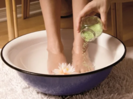 GENIJALNI TRIKOVI NAŠIH BAKA: Potopite noge u ovu mješavinu i riješite se zauvijek gljivičnih infekcija na stopalima