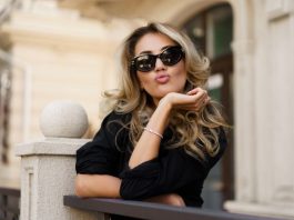 Ženi od 50 godina potrebna je samo 1 vežba i 1 proizvod da bi izgledale kao da joj je 40: Evo o čemu je reč