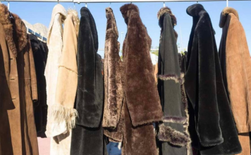 OTKRIVENO ODAKLE STIŽE ODEĆA KOJA SE PRODAJE U SEKEND-HEND RADNJAMA: Ima ih na svakom ćošku, mnogi setamo oblače od glave do pete