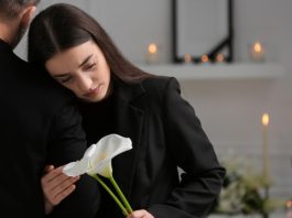 EVO KOLIKO DUGO TREBA DA SE NOSI CRNINA NAKON SMRTI BLISKE OSOBE: Stav crkve je vrlo jasan