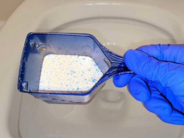 Sipajte u toalet i sačekajte 15 minuta: Domaći trik koji bi SVI trebali znati