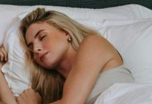 Od bake vidjela trik sa jastukom, sada spava kao top: Isprobajte još večeras, krajnje je jednostavno