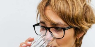 Zovu ga “četka” za crijeva: 1 kašičicu ovog praha razmutite u čaši vode i brzo olakšajte varenje