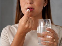 AKO PIJETE ASPIRIN SVAKOG DANA, DOBRO PROČITAJTE! Uopšte NE RADI ono što mislite, doktor objasnio GREŠKU koju svi prave! AKO PIJETE ASPIRIN SVAKOG DANA, DOBRO PROČITAJTE! Uopšte NE RADI ono što mislite, doktor objasnio GREŠKU koju svi prave! - featured image