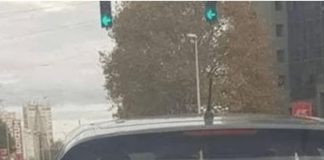 Jedan čovek je samo dodao 2 slova uz marku svog auta i nasmejao ceo Balkan do suza (foto) Jedan čovek je samo dodao 2 slova uz marku svog auta i nasmejao ceo Balkan do suza (foto) - featured image