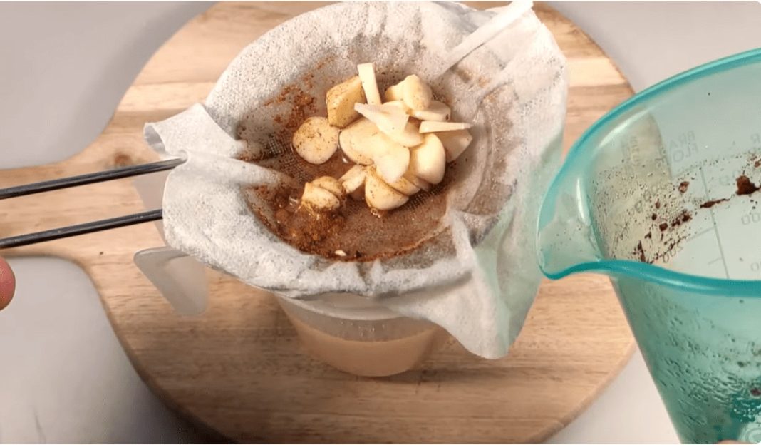 Stavio sam češnjak ispred ulaza i ovo se dogodilo preko noći! - featured image Stavio sam češnjak ispred ulaza i ovo se dogodilo preko noći! - featured image