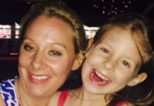 Kada su mu javili da mu ćerka nije u školi odmah je znao ko ju je oteo: Nakon deset godina uzaludnog traženja dobio je snimak koji mu je slomio srce Kada su mu javili da mu ćerka nije u školi odmah je znao ko ju je oteo: Nakon deset godina uzaludnog traženja dobio je snimak koji mu je slomio srce - featured image