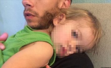 SMESTILA JE ĆERKICU (3) DA SPAVA I SIŠLA U PRIZEMLJE! Odjednom je čula kako joj komšija lupa na vrata i vrišti – usledila je najgora noćna mora s devojčicom! SMESTILA JE ĆERKICU (3) DA SPAVA I SIŠLA U PRIZEMLJE! Odjednom je čula kako joj komšija lupa na vrata i vrišti – usledila je najgora noćna mora s devojčicom! - featured image