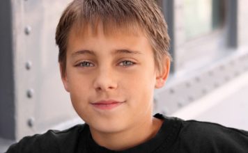 Sašu je majka sa 11 ispratila na trening: Nikad se nije vratio, a 22 godine kasnije pronašla je njegove patike i poruku “Mama, ako nađeš ovo znaj…” Sašu je majka sa 11 ispratila na trening: Nikad se nije vratio, a 22 godine kasnije pronašla je njegove patike i poruku “Mama, ako nađeš ovo znaj…” - featured image