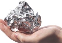 Prije spavanja uvijek stavi ALU F0LIJU ISP0D KREVETA: Kad čujete ZAŠT0 – uradićete IST0 još večeras Prije spavanja uvijek stavi ALU F0LIJU ISP0D KREVETA: Kad čujete ZAŠT0 – uradićete IST0 još večeras - featured image