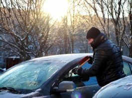 PROVERA PRE PROBLEMA! Vozači sipaju sodu bikarbonu u antifriz – TEST od par SEKUNDI, a sprečava ozbiljnu HAVARIJU PROVERA PRE PROBLEMA! Vozači sipaju sodu bikarbonu u antifriz – TEST od par SEKUNDI, a sprečava ozbiljnu HAVARIJU - featured image