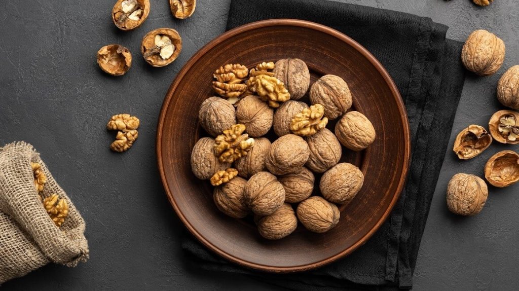 Zdravstvene prednosti oraha: Superhrana za srce, mozak i cjelokupno blagostanje - featured image Zdravstvene prednosti oraha: Superhrana za srce, mozak i cjelokupno blagostanje - featured image