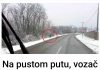 Na pustom putu, vozač je primjetio nešto ČUDNO! Nije mogao proći! Na pustom putu, vozač je primjetio nešto ČUDNO! Nije mogao proći! - featured image