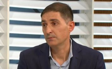 Doktor Čubrilo otkriva zašto nam tijelo „rđa“ iznutra: OVIH 5 stvari zaustavljaju upale i usporavaju starenje Doktor Čubrilo otkriva zašto nam tijelo „rđa“ iznutra: OVIH 5 stvari zaustavljaju upale i usporavaju starenje - featured image