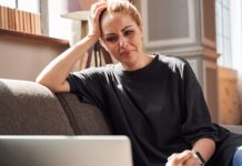 Zbog nasledstva Marije se odrekla cela porodica: Svima sam oprostila, ali još uvek ne mogu da poverujem da mi je i rođena sestra zabila nož u leđa Zbog nasledstva Marije se odrekla cela porodica: Svima sam oprostila, ali još uvek ne mogu da poverujem da mi je i rođena sestra zabila nož u leđa - featured image