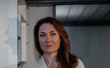 Ako primetite da vaš muž uporno radi ove 3 stvari, bežite od njega: Možete razviti ozbiljne psihičke probleme, tvrde psiholozi Ako primetite da vaš muž uporno radi ove 3 stvari, bežite od njega: Možete razviti ozbiljne psihičke probleme, tvrde psiholozi - featured image