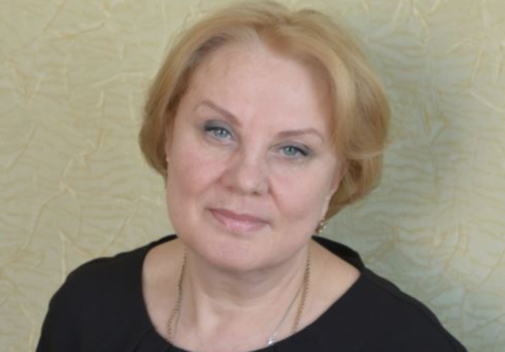 Milka (67) sahranila muža, pa ludo zavolela 17 godina mlađeg: Njihov odnos zabezeknuo okolinu, a reakcija njene dece je neverovatna - featured image Milka (67) sahranila muža, pa ludo zavolela 17 godina mlađeg: Njihov odnos zabezeknuo okolinu, a reakcija njene dece je neverovatna - featured image