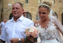 Pored svekrve, Ani neprijatelji nisu potrebni: Svadbu mi je uništila rečenicom “dok ja plaćam moja su pravila” Pored svekrve, Ani neprijatelji nisu potrebni: Svadbu mi je uništila rečenicom “dok ja plaćam moja su pravila” - featured image