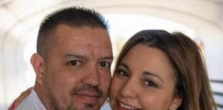 ŠOKANTNO OTKRIĆE NAKON 17 GODINA: Par sa troje djece saznao da su ROĐACI – ‘Sva naša djeca imaju po 10 prstiju! ŠOKANTNO OTKRIĆE NAKON 17 GODINA: Par sa troje djece saznao da su ROĐACI – ‘Sva naša djeca imaju po 10 prstiju! - featured image