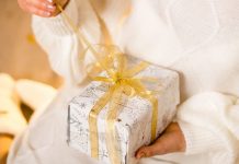 POKLONE OD OVIH LJUDI TREBA ODMAH BACITI ILI SPALITI: Nikako ih ne unosite u kuću POKLONE OD OVIH LJUDI TREBA ODMAH BACITI ILI SPALITI: Nikako ih ne unosite u kuću - featured image