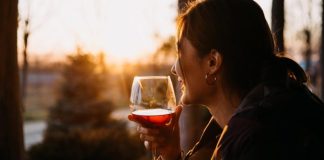 Jedna greška prije spavanja i srce bi vam moglo otkazati: liječnik upozorava sve starije od 50 godina Jedna greška prije spavanja i srce bi vam moglo otkazati: liječnik upozorava sve starije od 50 godina - featured image