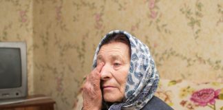 Sin Stanislav i ćerka Marina smestili su me u starački dom da bi mogli da prodaju stan: Nisu ni sanjali kakvu tajnu čuvam već 30 godina Sin Stanislav i ćerka Marina smestili su me u starački dom da bi mogli da prodaju stan: Nisu ni sanjali kakvu tajnu čuvam već 30 godina - featured image