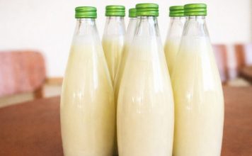 Najveće čudo za pluća i masnu jetru: Pijte čašu ovog napitka svaki dan, a najbolje ujutro na prazan želudac Najveće čudo za pluća i masnu jetru: Pijte čašu ovog napitka svaki dan, a najbolje ujutro na prazan želudac - featured image