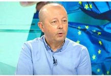 Ljudi misle da im je pao pritisak, A USTVARl lM JE SRCE STAL0: Poznati kardiolog otkrio šta prvo da uradite kad preskače i lupa Ljudi misle da im je pao pritisak, A USTVARl lM JE SRCE STAL0: Poznati kardiolog otkrio šta prvo da uradite kad preskače i lupa - featured image