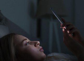 Psiholozi objasnili: Zašto se neki ljudi najbolje osjećaju u tišini i sami sa sobom Psiholozi objasnili: Zašto se neki ljudi najbolje osjećaju u tišini i sami sa sobom - featured image