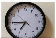 SAT NIKAKO NE SMIJETE DRŽATI NA OVOM MJESTU U KUĆI: Mnogi to ne znaju, a priziva NESREĆU! SAT NIKAKO NE SMIJETE DRŽATI NA OVOM MJESTU U KUĆI: Mnogi to ne znaju, a priziva NESREĆU! - featured image