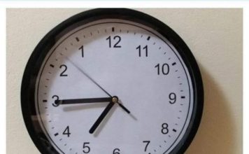SAT NIKAKO NE SMIJETE DRŽATI NA OVOM MJESTU U KUĆI: Mnogi to ne znaju, a priziva NESREĆU! SAT NIKAKO NE SMIJETE DRŽATI NA OVOM MJESTU U KUĆI: Mnogi to ne znaju, a priziva NESREĆU! - featured image