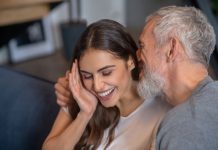 Kako pametna žena natjera muškarca da mu nedostaje Kako pametna žena natjera muškarca da mu nedostaje - featured image