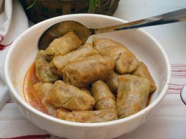 Ovako se pravi najsočniji fil za sarmu: Jedan korak svi preskaču, a ključan je Ovako se pravi najsočniji fil za sarmu: Jedan korak svi preskaču, a ključan je - featured image