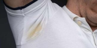 JEDN0 SREDSTV0 KOJE SVI I MAM0 U KUĆI SKIDA SVE FLEKE SA 0DEĆE KAO RUK0M, NIKAD NAM NE BI PAL0 NA PAMET JEDN0 SREDSTV0 KOJE SVI I MAM0 U KUĆI SKIDA SVE FLEKE SA 0DEĆE KAO RUK0M, NIKAD NAM NE BI PAL0 NA PAMET - featured image